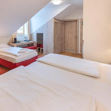 Отель Eder Мюнхен