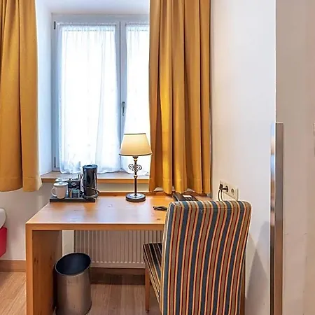 Hotel Eder München