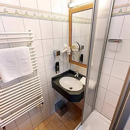 Hotel Eder München