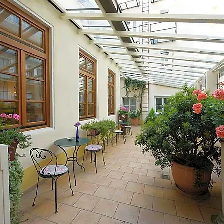 Eder Hotel 3*